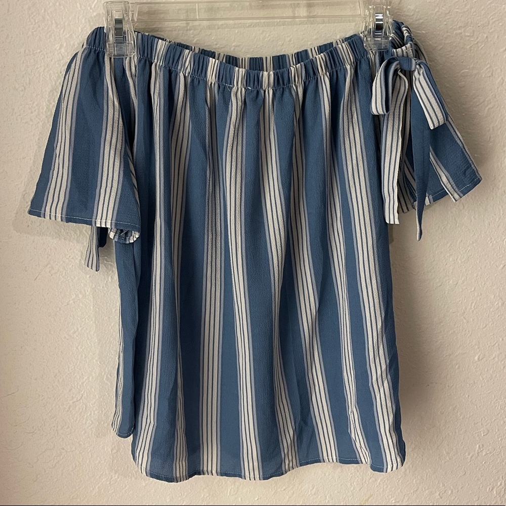 Off the shoulder blue and white striped top with bow on each shoulder size XL